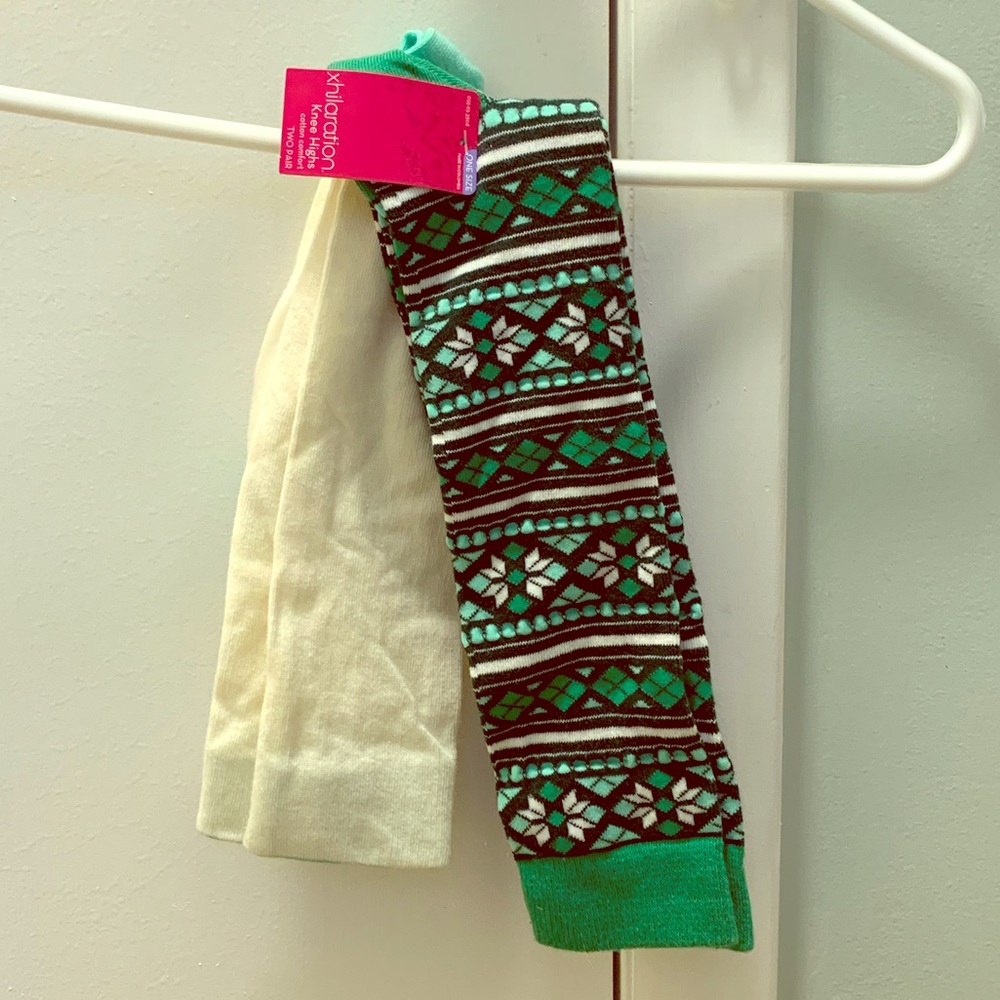 NWT 2-pack Xhileration Knee High Socks